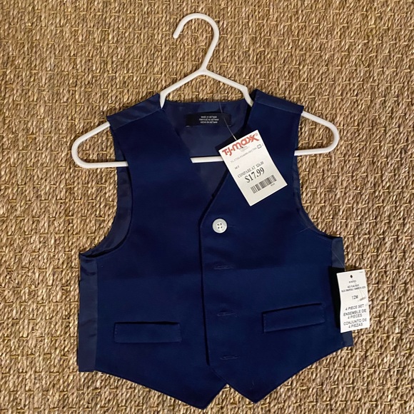 Nautica Kids Dress Shirt and Vest - Picture 2 of 8